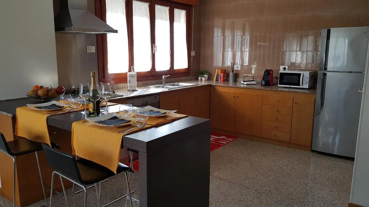 La Maison De Claire Santa Maria Di Sala Apartment